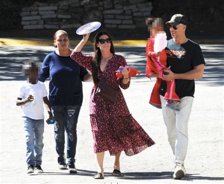 Are Sandra and Ellen friends? Your daily dose of