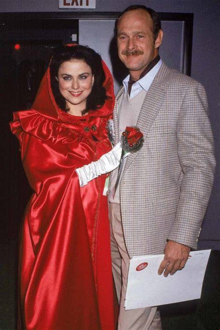 Delta Burke Net Worth Age Bio Wiki Height Weight Facts Filmography Vrogue