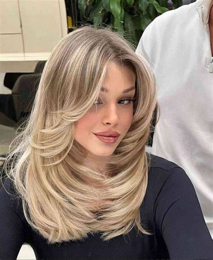 Discover The Secrets Of 2024 Medium Hair Trends