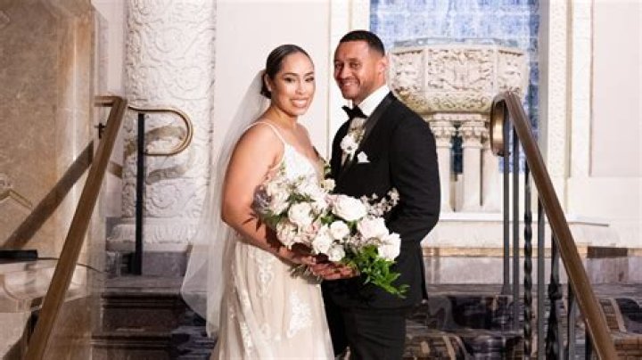Dr Emily Thomas married life with husband & children. What is she doing