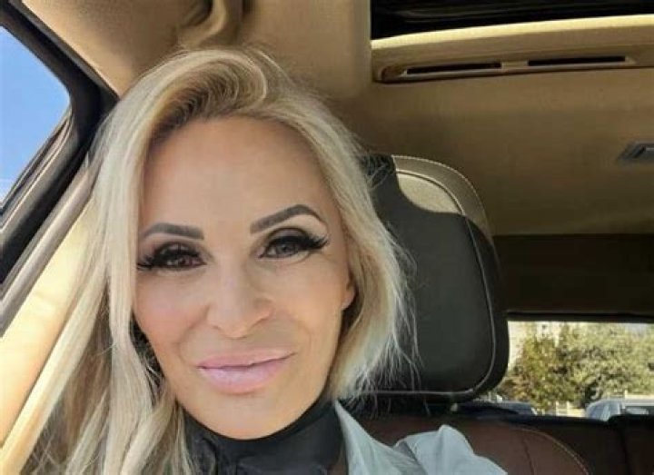 Meet Elaine Starchuk The interesting story of Tommy Lee's exwife