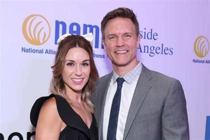 Scott Porter's Wife's Rare Disease