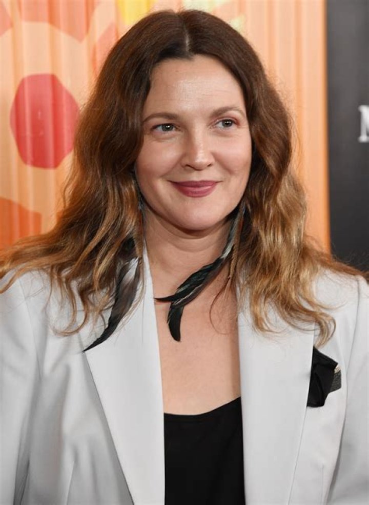 Uncover The Captivating Red Carpet Evolution Of Drew Barrymore