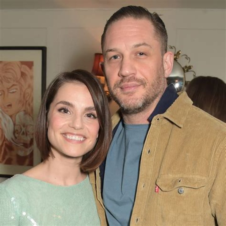 Unveiling The Enigmatic World Of Tom Hardy's Wife: Discoveries And Insights