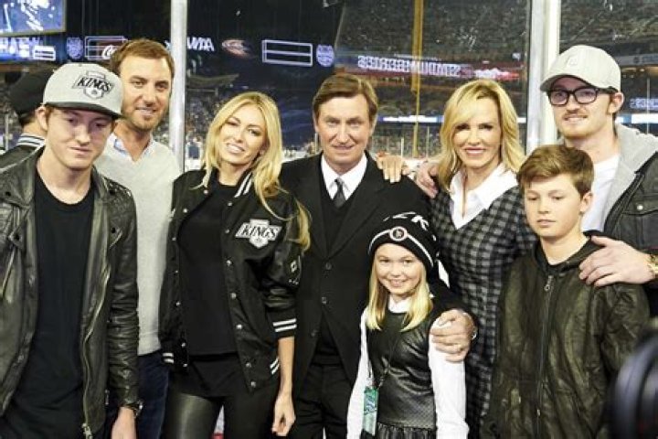 Unveiling The Inspiring Story Of Wayne Gretzky's Daughter